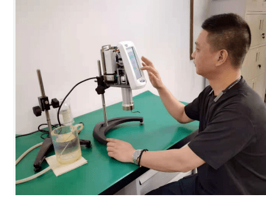 粘度計測量時如何消除測量結果的滯后效應？